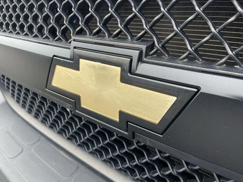 Used 2021 Chevrolet Express 2500 w/ Communications Package image 12