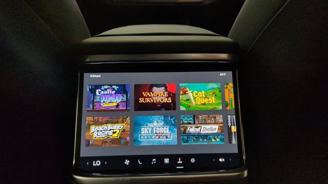 Used 2024 Tesla Model X AWD/4WD image 71