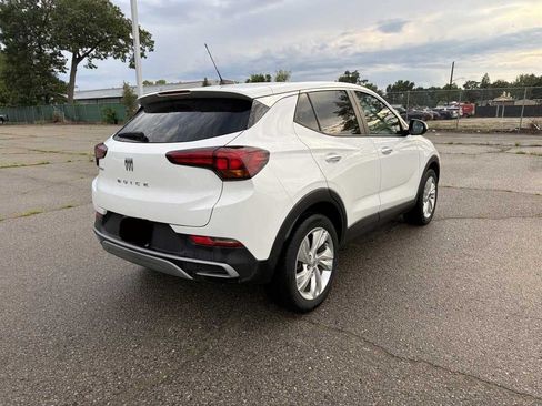 Used 2024 Buick Encore GX Preferred w/ Comfort Package AWD/4WD image 7