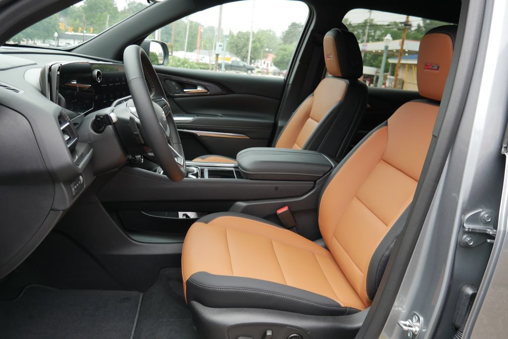 New 2027 Chevrolet Traverse Z71 w/ Driver Confidence Package AWD/4WD image 25