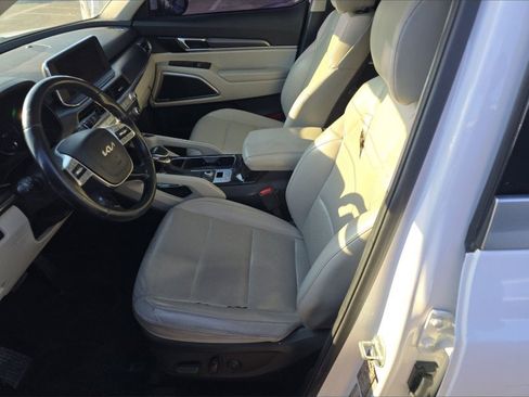 Used 2022 Kia Telluride S image 30