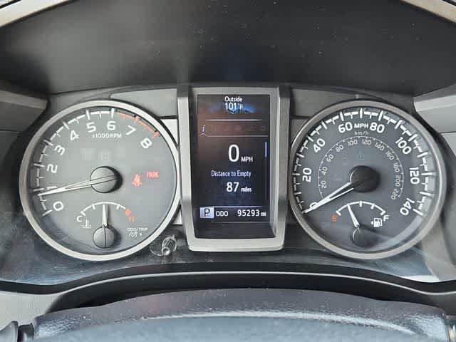 Used 2017 Toyota Tacoma TRD Sport w/ Tow Package RWD image 27