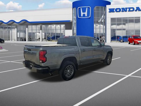 Used 2024 Chevrolet Colorado LT w/ LT Convenience Package image 9