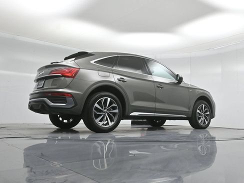 Used 2023 Audi Q5 2.0T Premium w/ Convenience Package AWD/4WD image 52