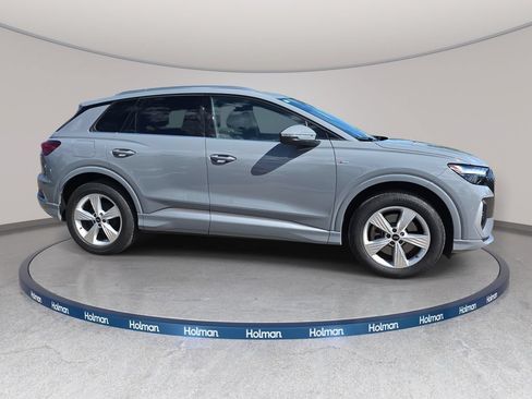 Used 2023 Audi Q4 e-tron Premium w/ Convenience Package AWD/4WD image 5