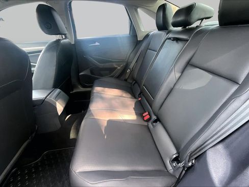 Used 2019 Volkswagen Jetta SE FWD image 21