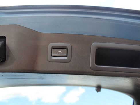 Used 2018 MAZDA CX-5 Touring w/ Preferred Equipment Package image 36