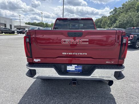 Used 2024 GMC Sierra 2500 SLT w/ SLT Premium Package AWD/4WD image 6