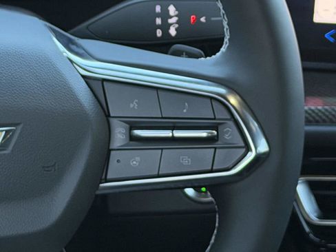 New 2026 Chevrolet Traverse High Country FWD image 14