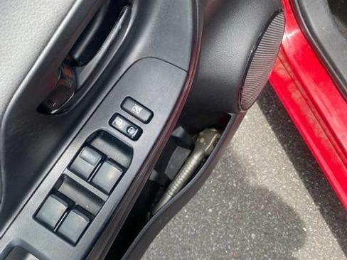 Used 2015 Toyota Yaris L FWD image 6