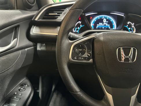 Used 2018 Honda Civic EX image 21