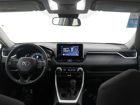 Used 2024 Toyota RAV4 XLE image 15