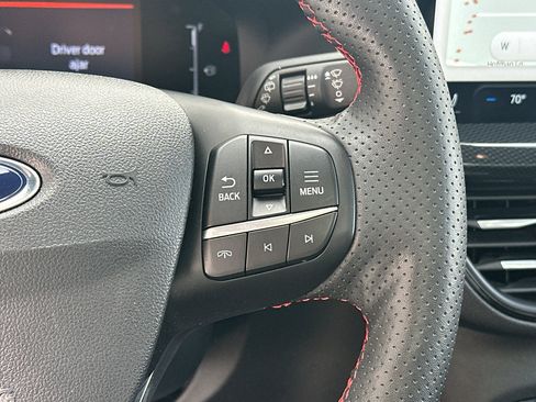 Used 2024 Ford Escape ST-Line w/ Tech Pack #1 AWD/4WD image 14