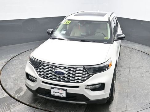Used 2020 Ford Explorer Platinum w/ Premium Technology Package image 21