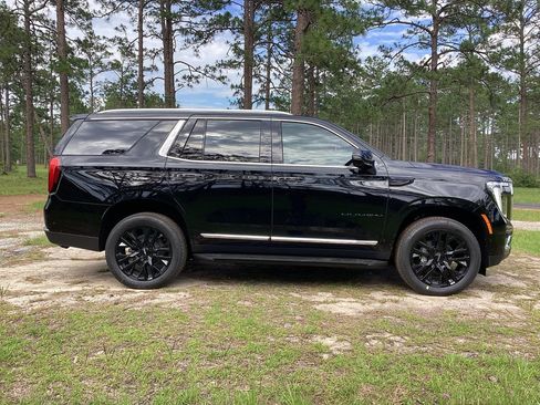 New 2026 GMC Yukon Elevation w/ LPO, Elevation Black Package RWD image 6