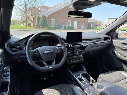 Used 2023 Ford Escape ST-Line image 17