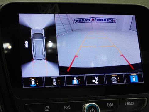 Used 2023 Chevrolet Equinox RS w/ RS Leather Package image 27