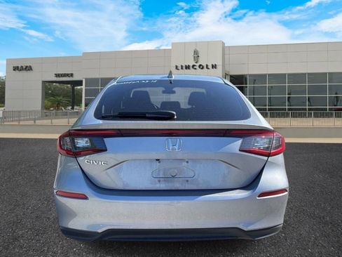 Used 2023 Honda Civic LX image 4