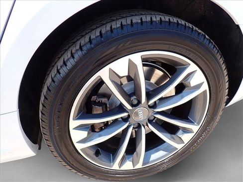 Used 2017 Audi A4 2.0T allroad Premium Plus AWD/4WD image 7