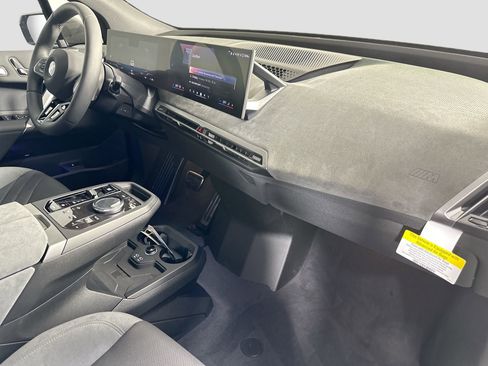 New 2026 BMW iX xDrive45 w/ M Sport Package image 28