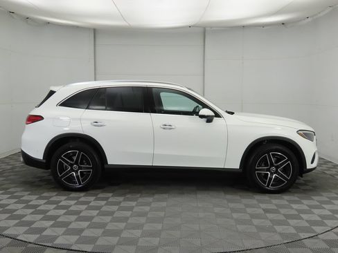 Certified 2026 Mercedes-Benz GLC 300 image 4