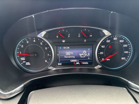 Used 2020 Chevrolet Equinox LT w/ Driver Convenience Package image 21