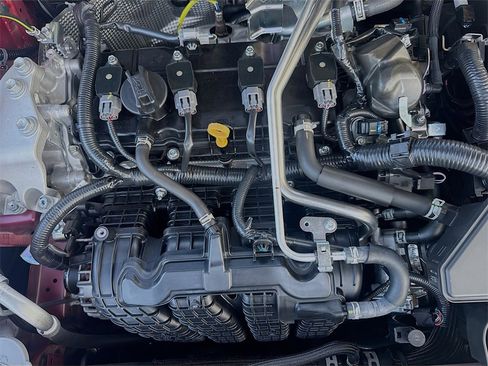 New 2025 Mitsubishi Outlander SE image 34