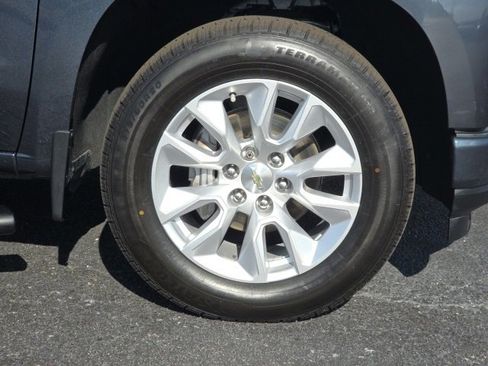 Used 2021 Chevrolet Silverado 1500 Custom image 24