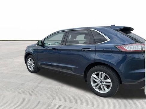 Used 2017 Ford Edge SEL w/ Equipment Group 201A AWD/4WD image 4