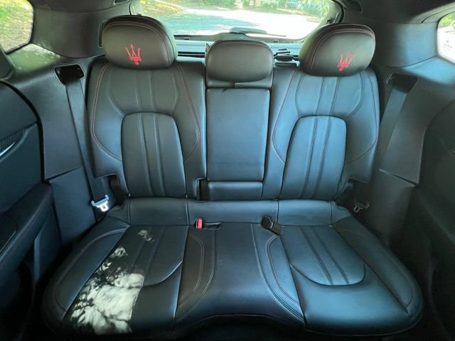 Used 2017 Maserati Levante S AWD/4WD image 24