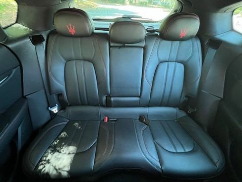 Used 2017 Maserati Levante S AWD/4WD image 24