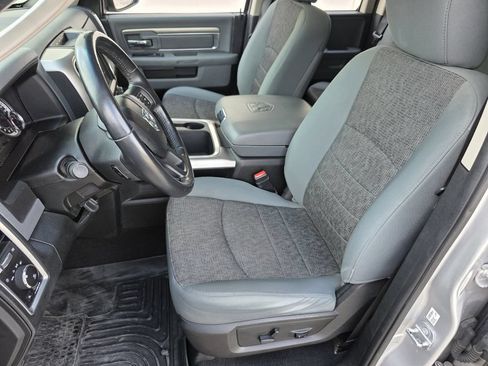 Used 2016 RAM 1500 Lone Star RWD image 11