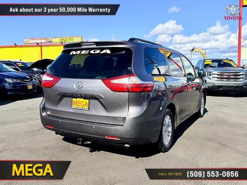 Used 2015 Toyota Sienna XLE Premium image 11