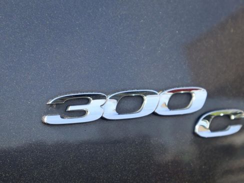 Used 2015 Chrysler 300 C w/ Light Group image 30