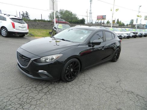Used 2016 MAZDA MAZDA3 i Sport FWD image 4