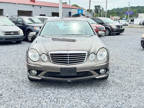 Used 2009 Mercedes-Benz E 350 4MATIC Sedan image 2
