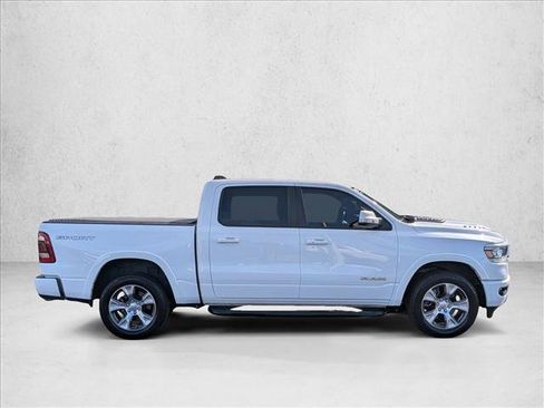 Used 2022 RAM 1500 Laramie AWD/4WD image 4