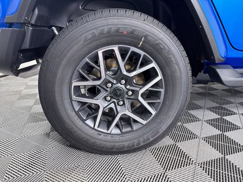 New 2025 Jeep Wrangler Sahara image 33