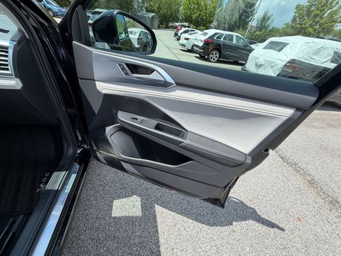 New 2026 Volkswagen Taos SE AWD/4WD image 31