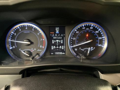 Used 2015 Toyota Highlander Limited AWD/4WD image 24