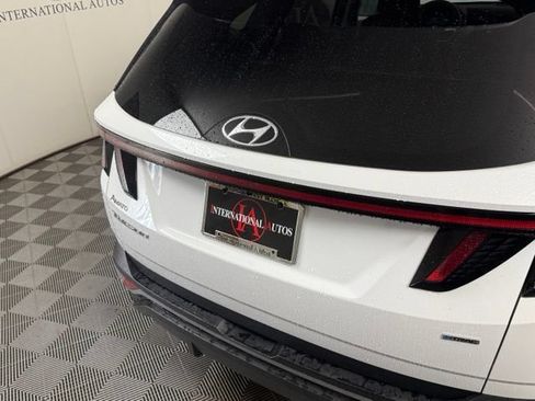 Certified 2023 Hyundai Tucson SEL AWD/4WD image 9