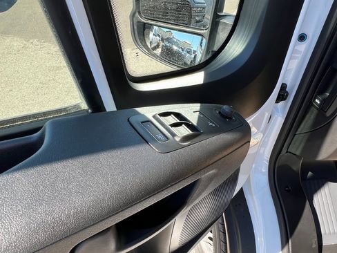 New 2026 RAM ProMaster 2500 w/ Convenience Group image 16