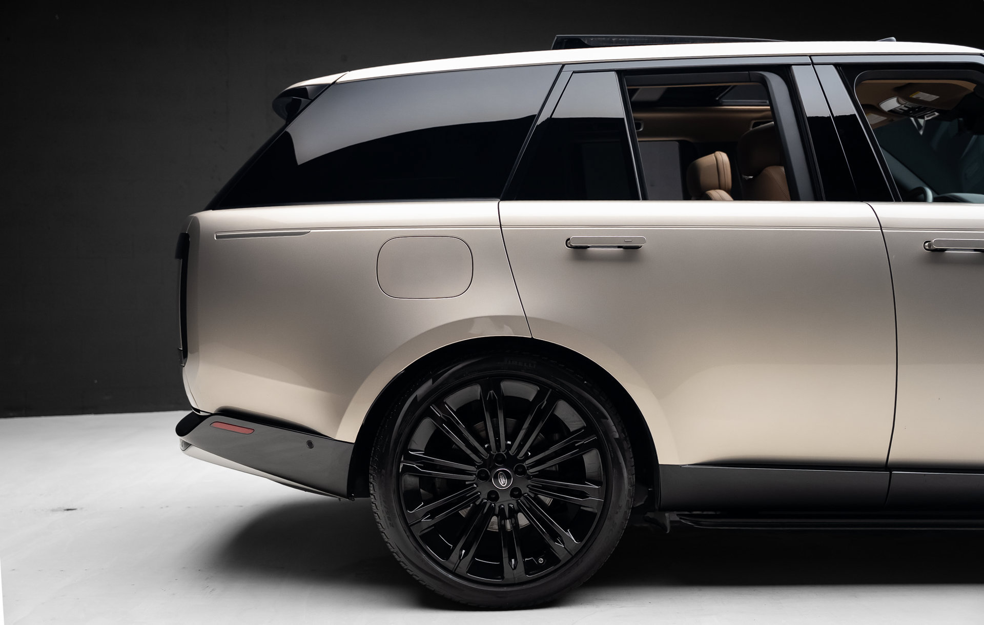 Used 2024 Land Rover Range Rover SE AWD/4WD image 34