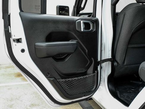 Used 2024 Jeep Wrangler Sport S image 45