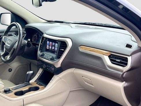 Used 2019 GMC Acadia Denali w/ Technology Package AWD/4WD image 38
