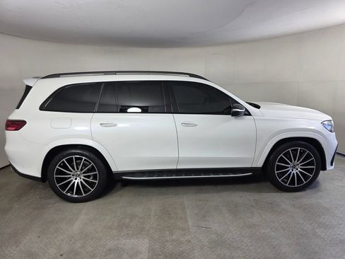 Certified 2026 Mercedes-Benz GLS 580 4MATIC image 3
