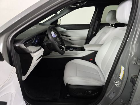 New 2026 Jeep Cherokee Limited image 32