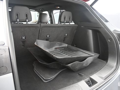 Used 2023 Chevrolet TrailBlazer RS w/ Sun and Liftgate Package image 23