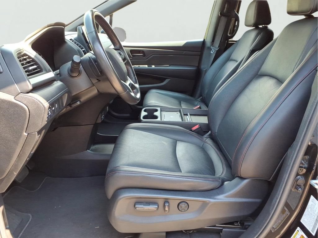 Used 2025 Honda Odyssey Sport-L image 15