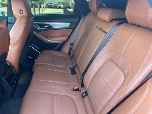 Used 2026 Jaguar F-PACE R-Dynamic S image 10